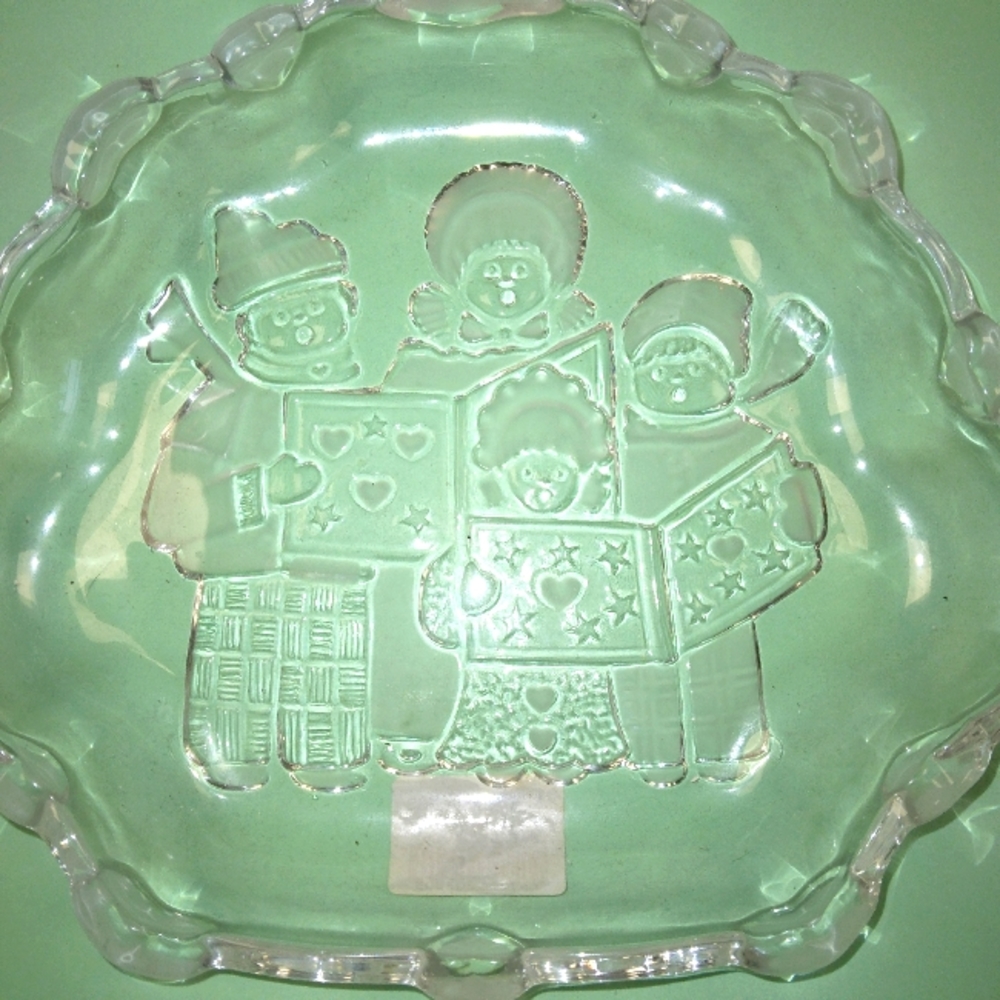 Mikasa Japan, Christmas Carolers Candy Dish